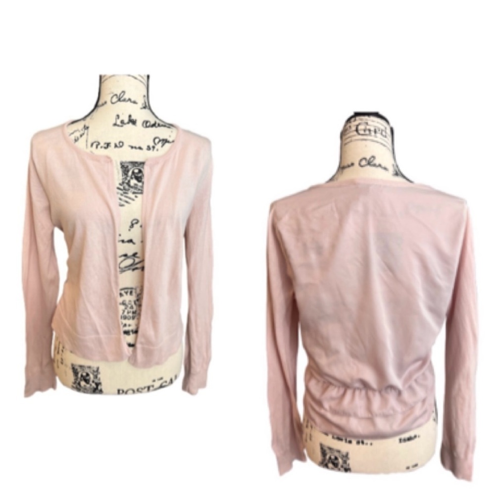 GAP Pink Cardigan Sweater Long Sleeves Ruffle bottom trim Open Style Size Small